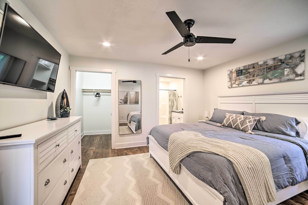 Newly Built Gilletts Lake Gem: Dock & Hot Tub view 5