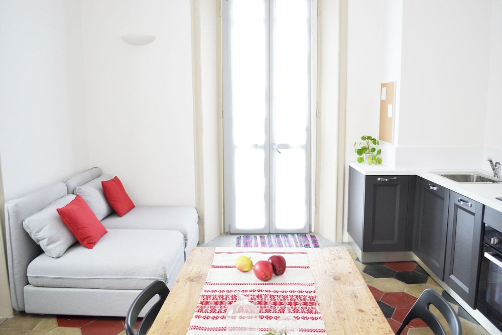 Via Anzi Como Apartments by Rent all Como