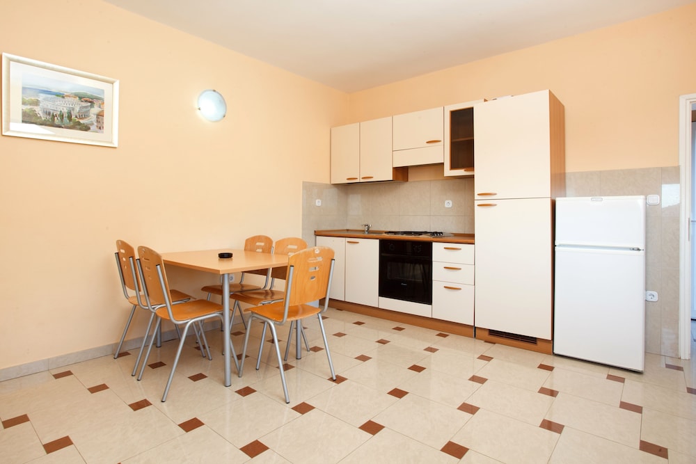 Oaza Apartmani Primosten