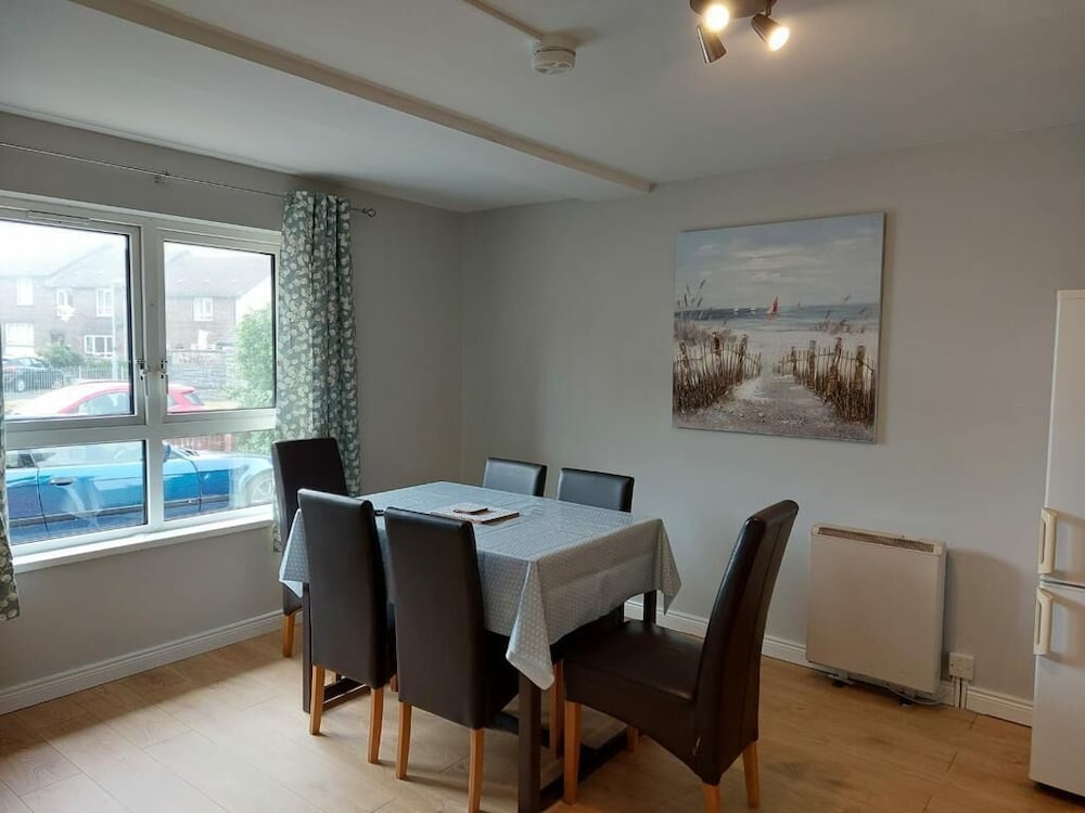 Glenmanus Holiday Apartment Portrush view 5