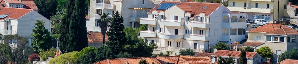 Apartments Villa Perla