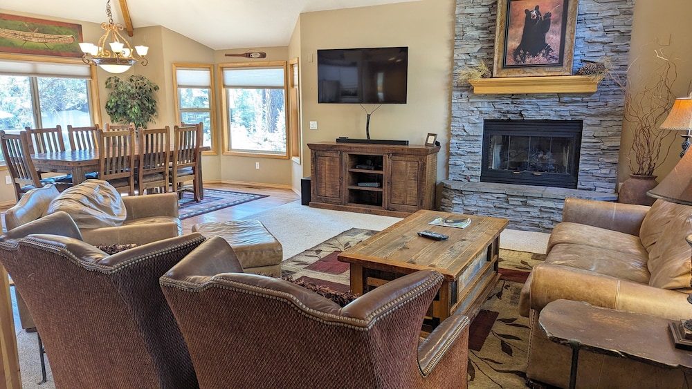 Mcnary 20 5 Bedroom Home
