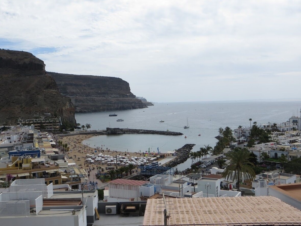 Stunning Ocean Views in Puerto de Mogan