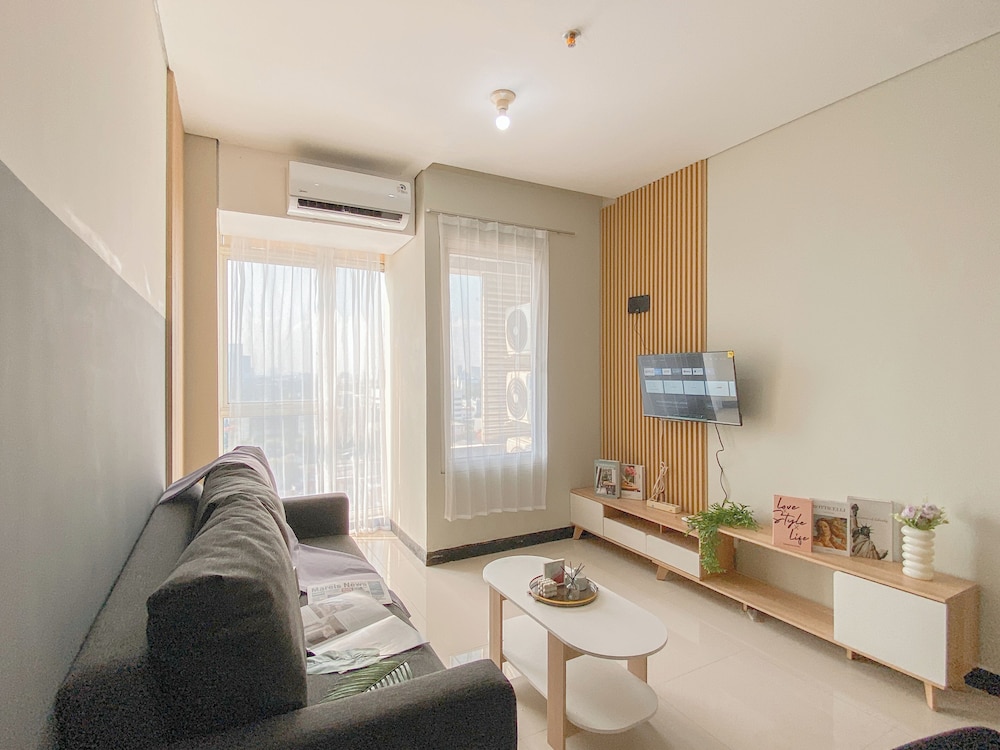 New Furnished And Comfy 2Br Apartment Nifarro Park