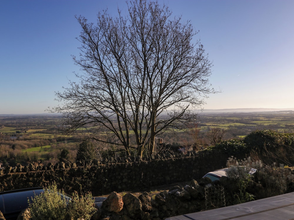 Holly Cottage