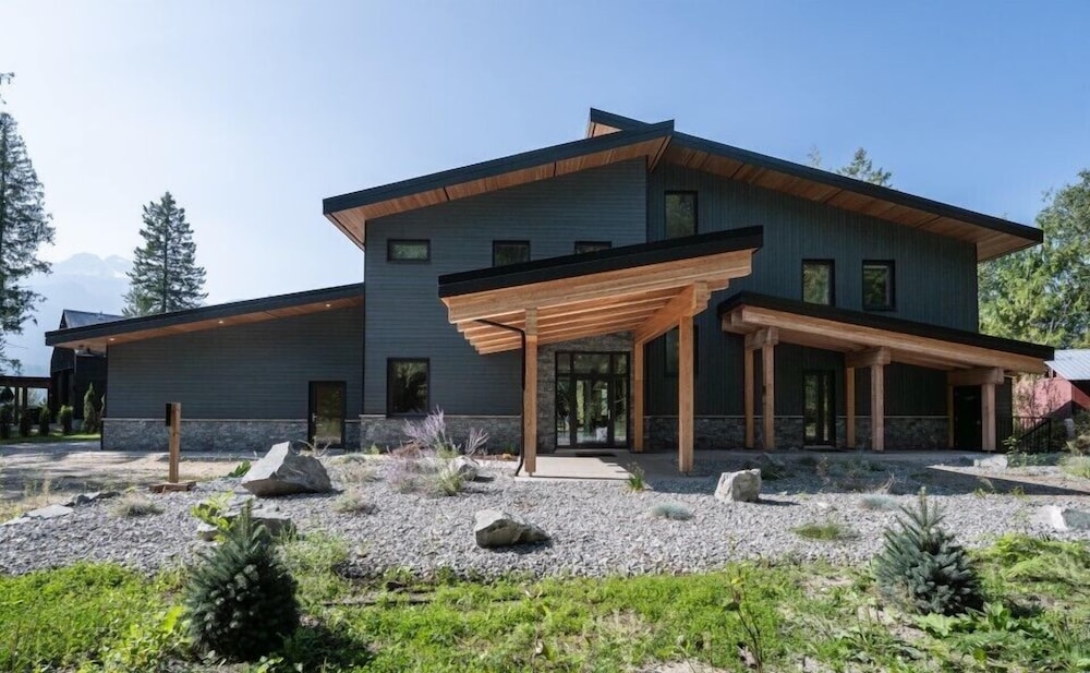 Camozzi Chalet by Revelstoke Vacations