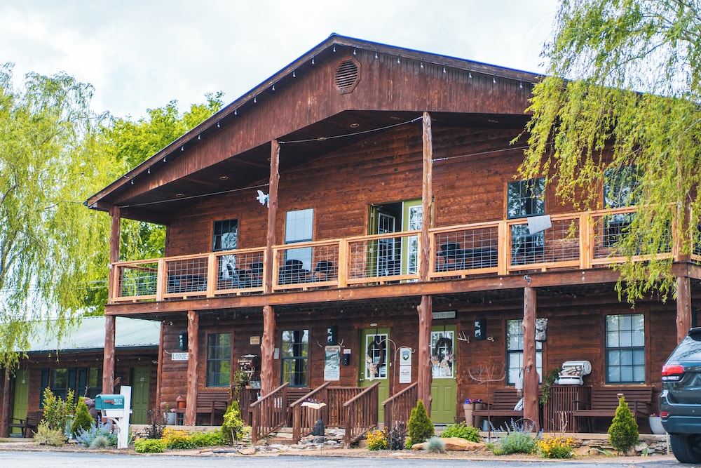 Bear Inn Retreat