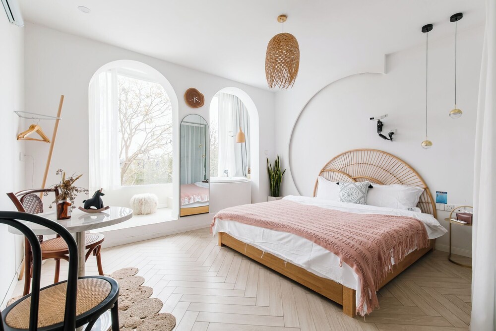 Shanghai Ruochu Designer Guesthouse-Near Shanghai Pudong Airport & Disneyland