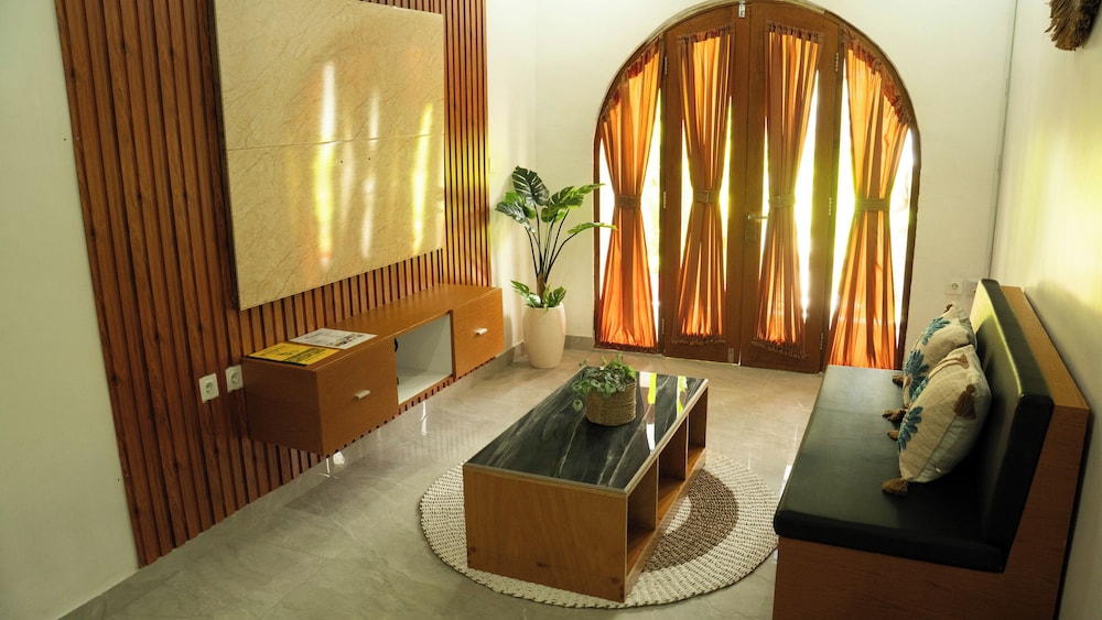 BBC Suite and Garden