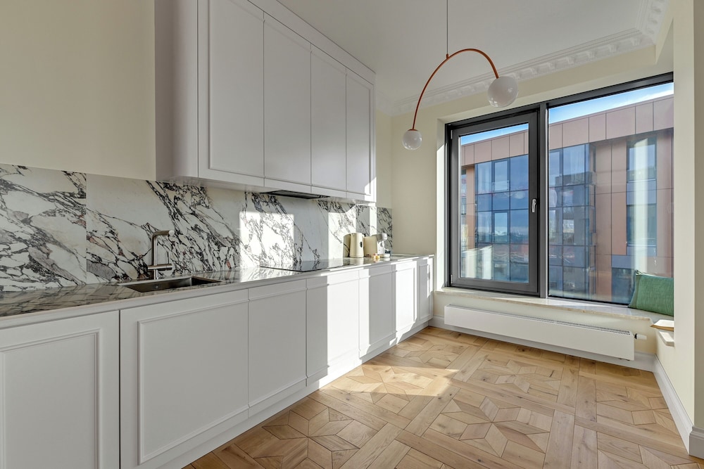 Brabank Riverside & Parking by Downtown Apartments