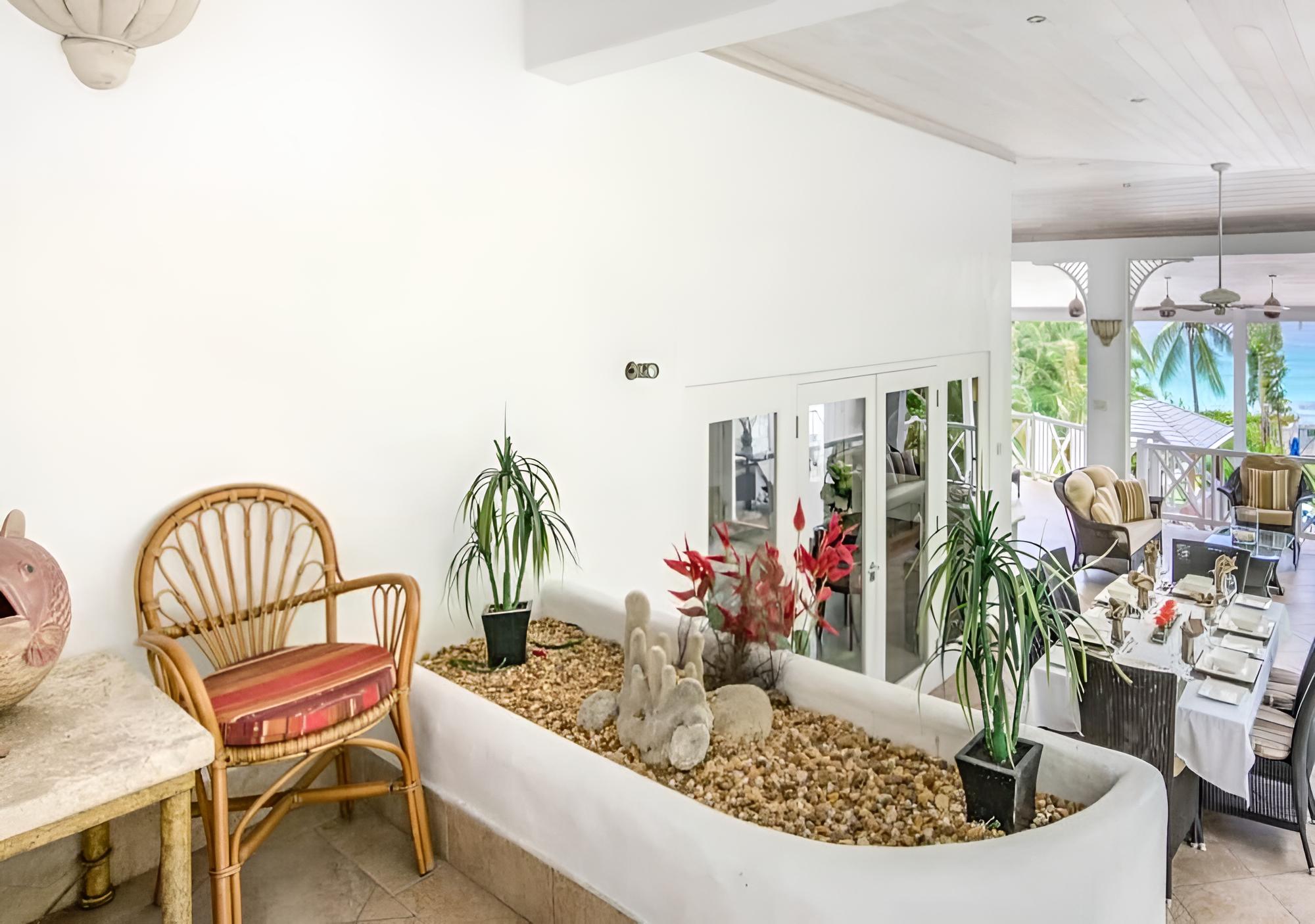 Weston House by MC