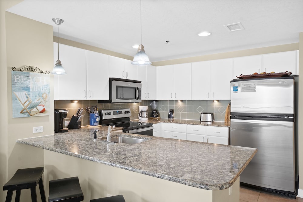 Grand Panama Beach Resort by Panhandle Getaways