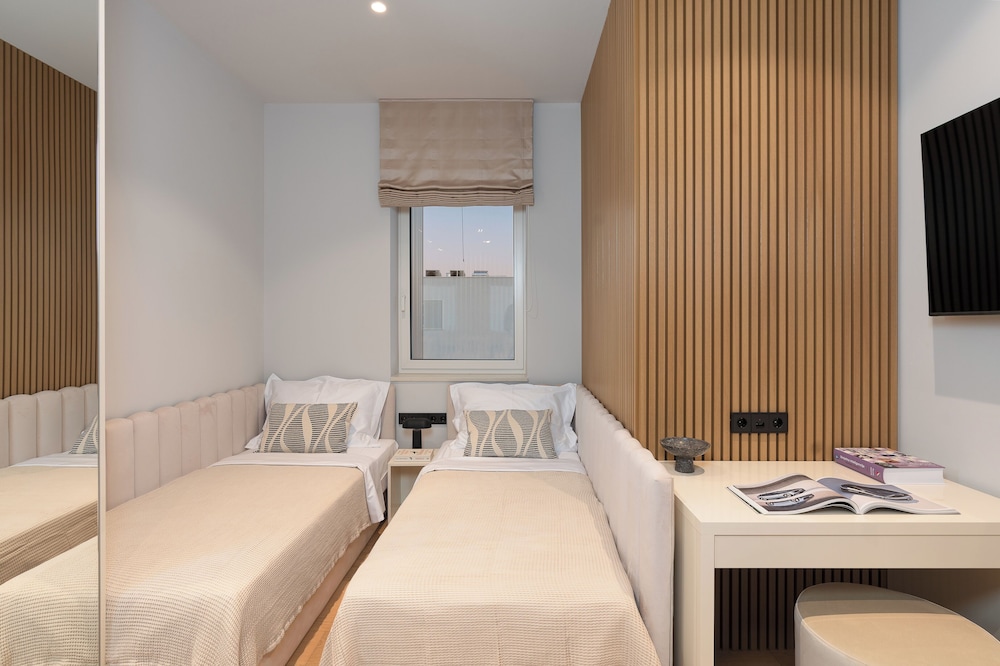 Designer Luxury Villa With Pool & Private Beach Access - Zadar