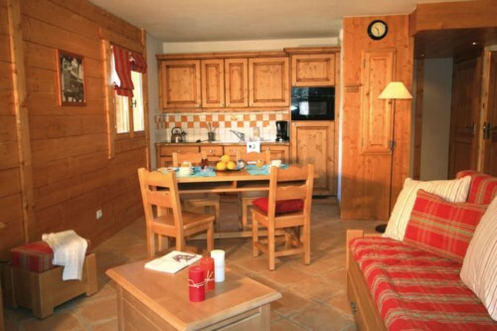 Résidence Lagrange Vacances le Hameau du Rocher Blanc view 5