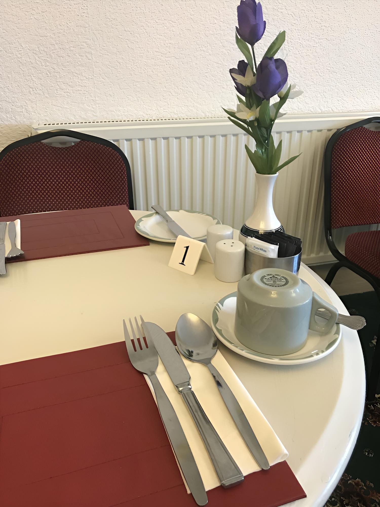 Kingsbury Hotel