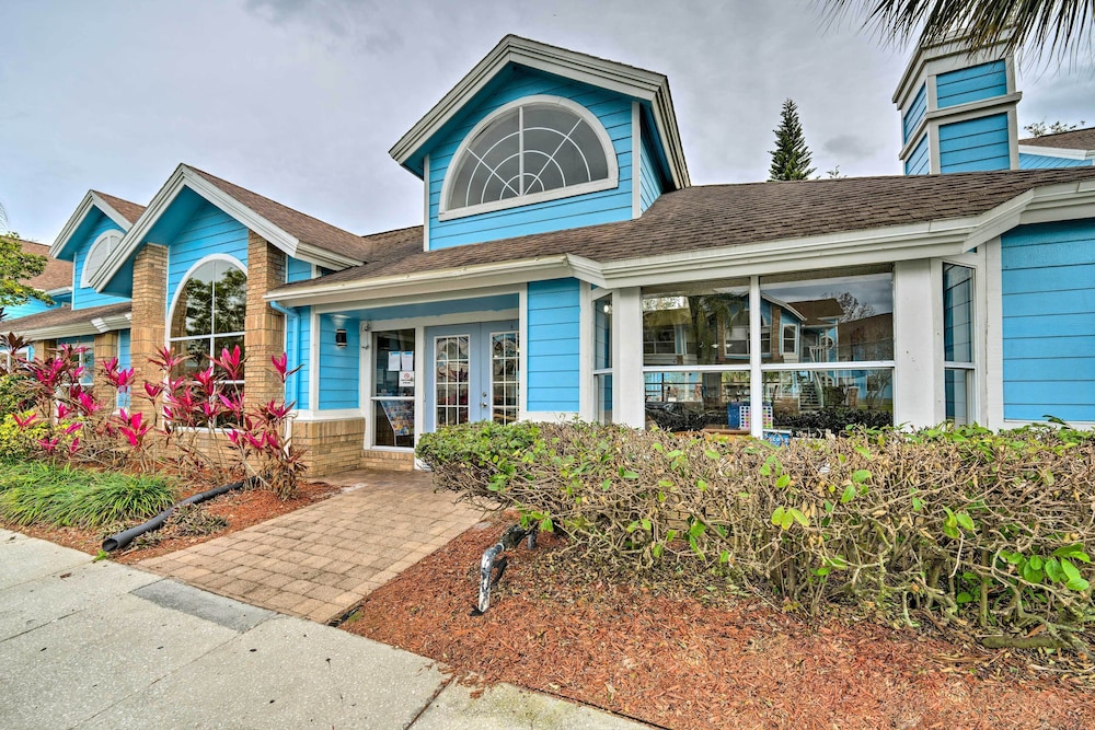 11 Mi to Disney & Pool Access: Kissimmee Condo! view 5
