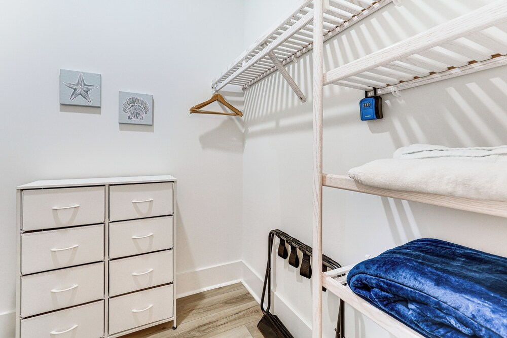 Walk to the Waves: Coastal Kure Beach Retreat