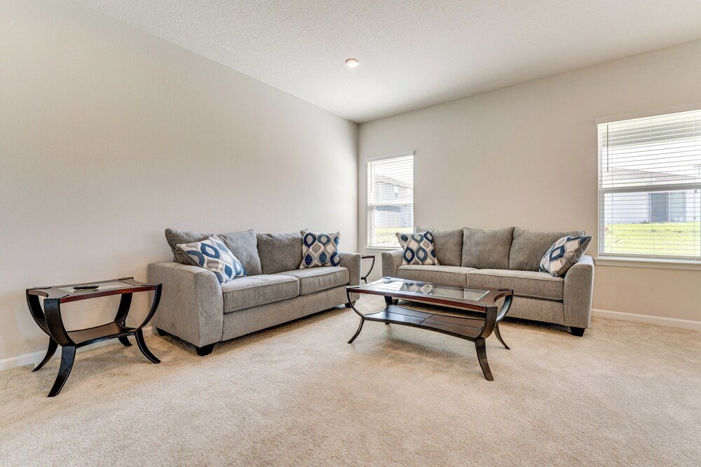 11 Mi to Disney: Family Home w/ Pool Access