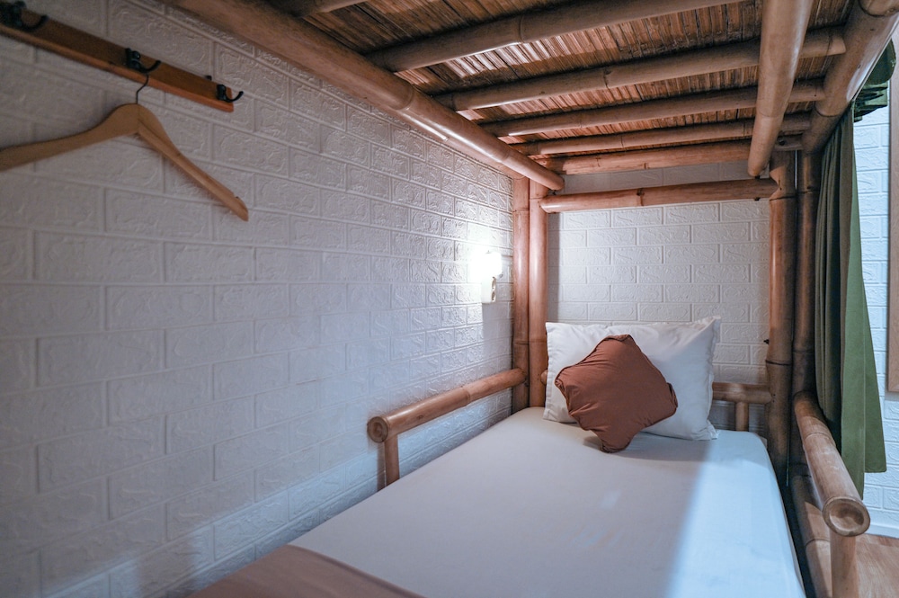 Snooze Guesthouse Yogyakarta - Hostel, Yogyakarta - 9
