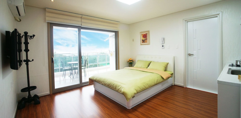 Jeju J Pension