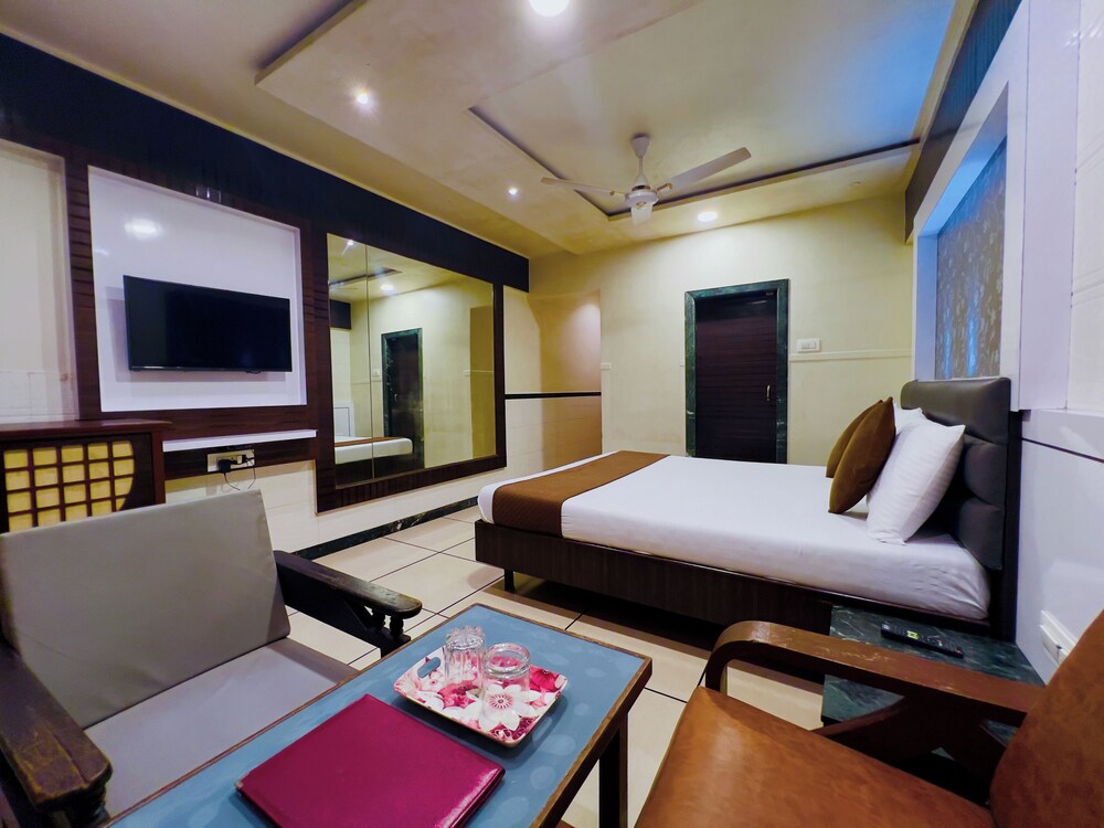 Hotel Dwaraka
