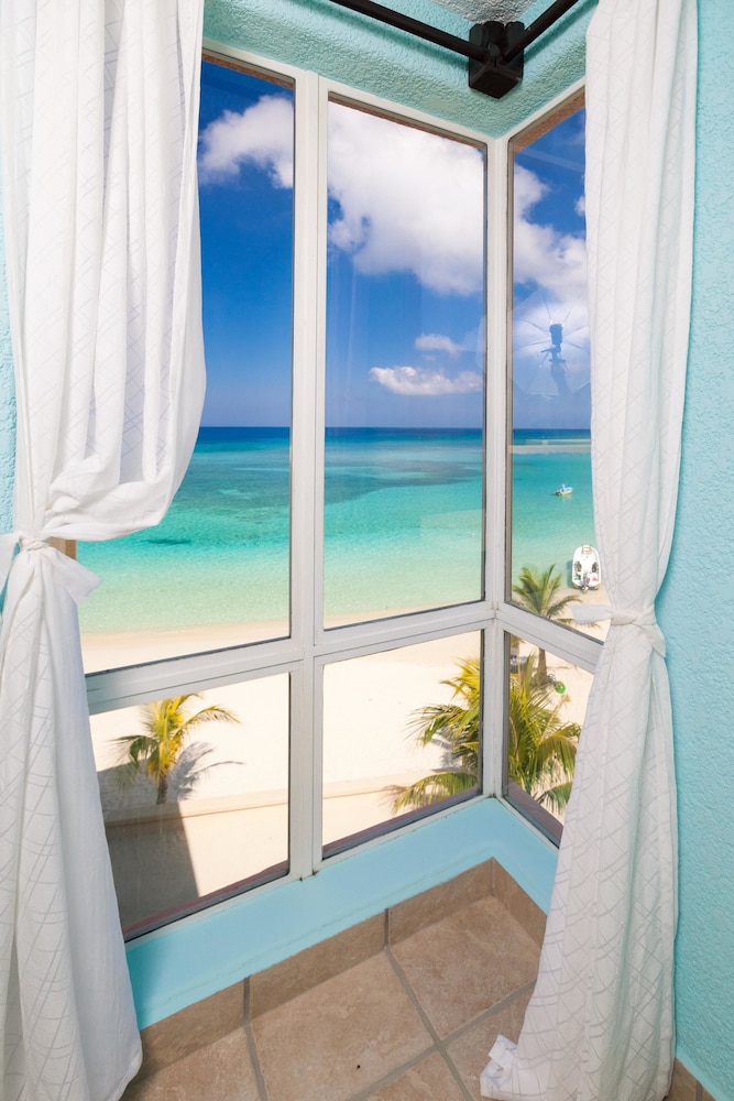 Coral Sands 4