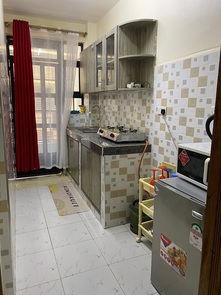 Lux Suites Millward Apartments Utawala