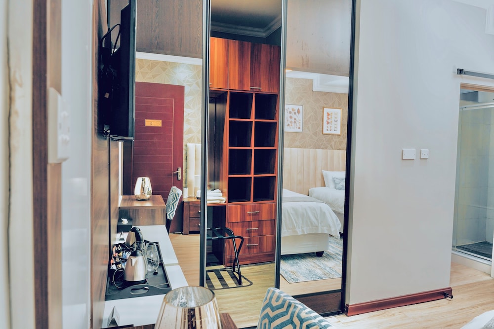 Escapade Lux Guesthouse
