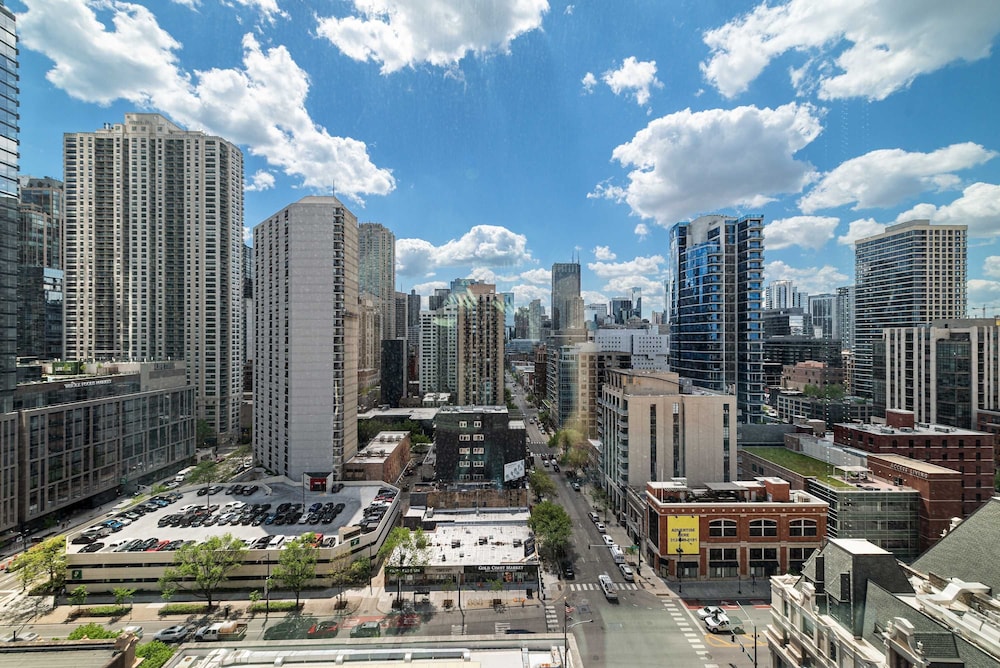 Gold Coast Group Stay 2 Modern 2BR Apartments