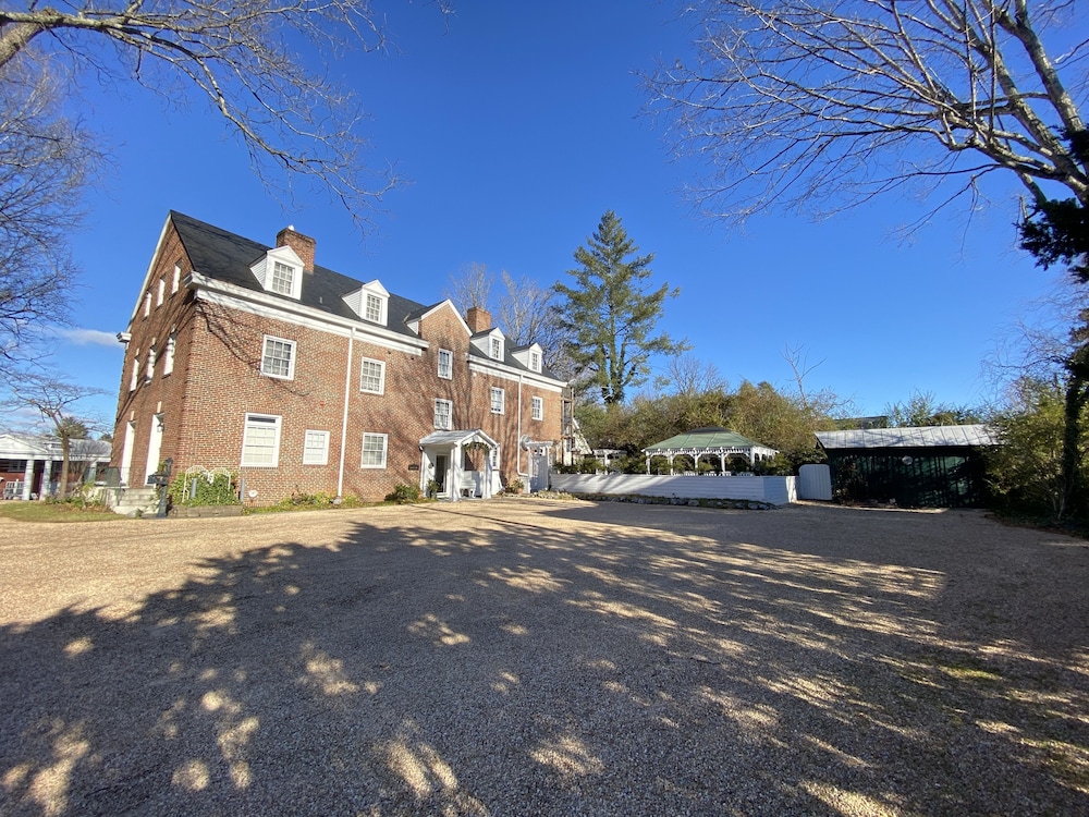 Abigail Inn