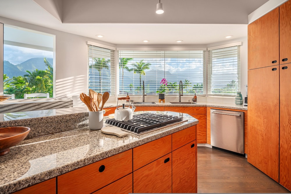 Hanalei Vista Estate