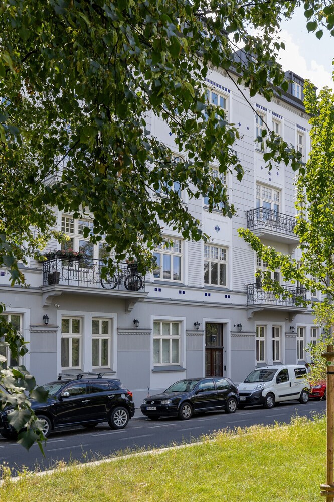 One Bedroom Air Conditioning by Renters view 5