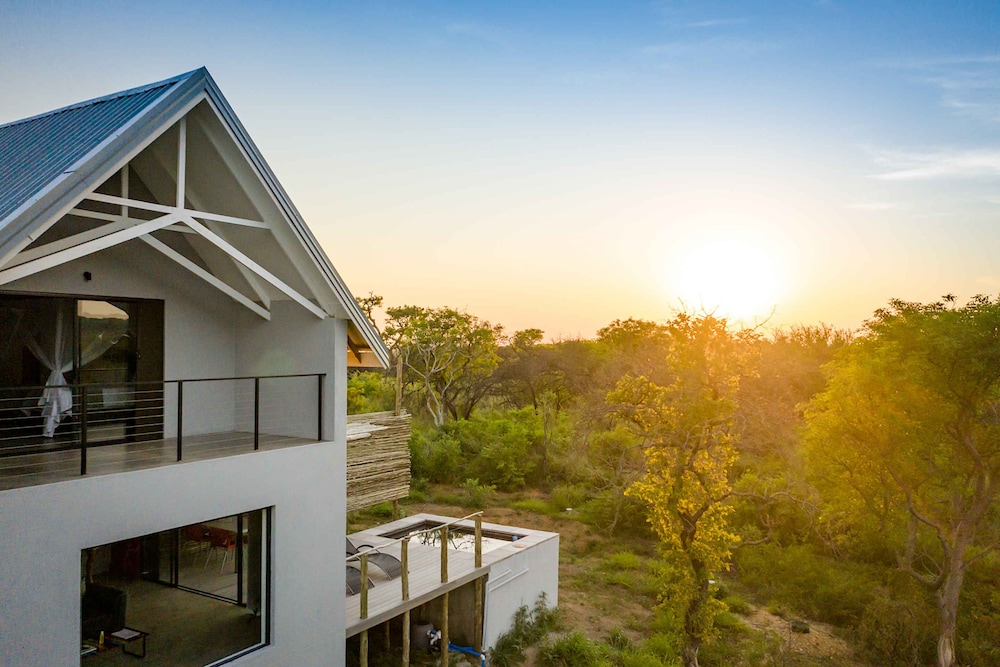 Kruger Cliffs Lodge view 2