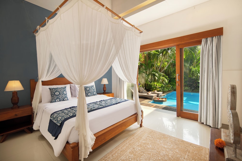 Red Lotus Villa Seminyak