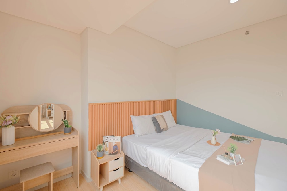 Spacious 3Br At Daan Mogot City Apartment