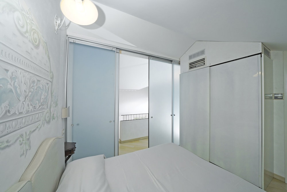Il Melagrano A12 by Wonderful Italy