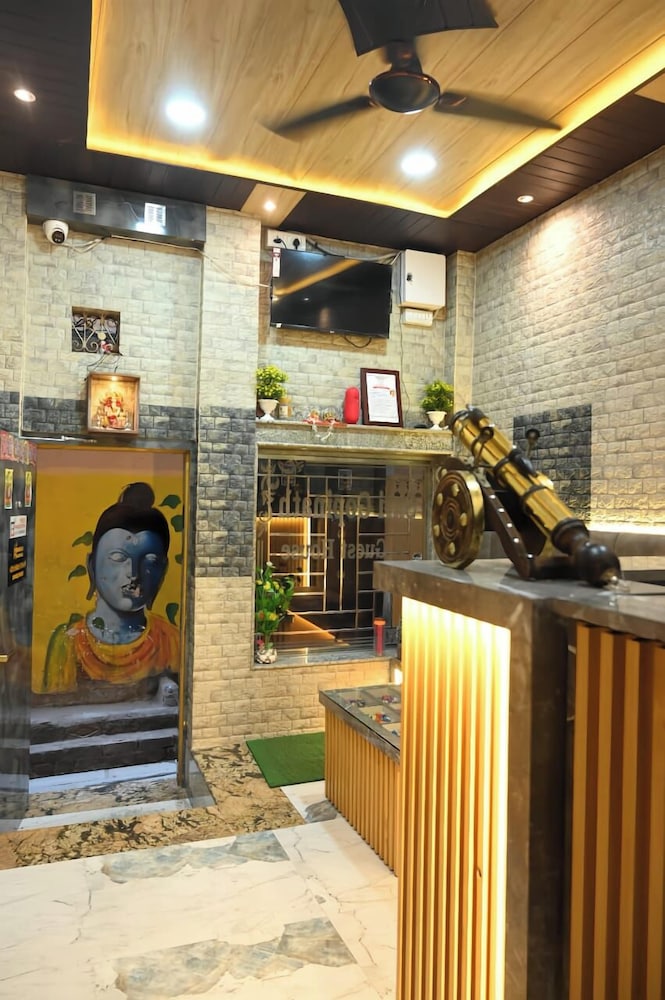 GOPINATH .P GUEST HOUSE