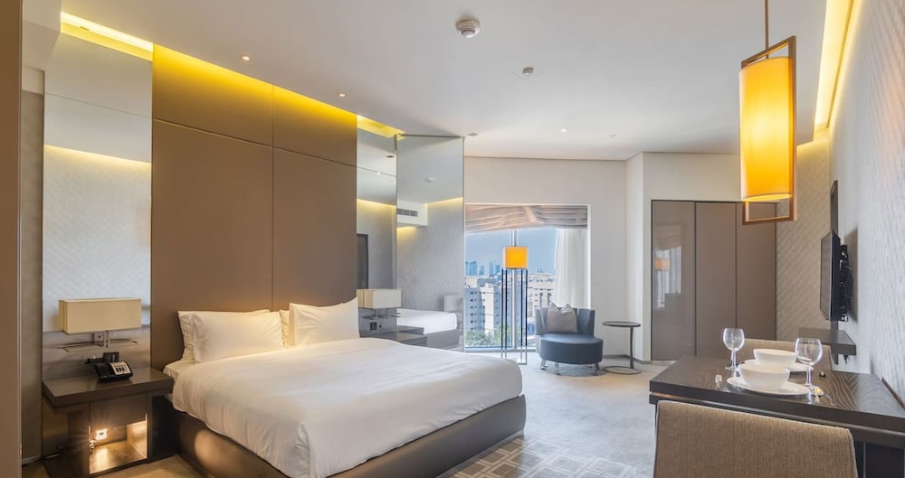 Exclusive Studio Near Metro Premium Dubai Living