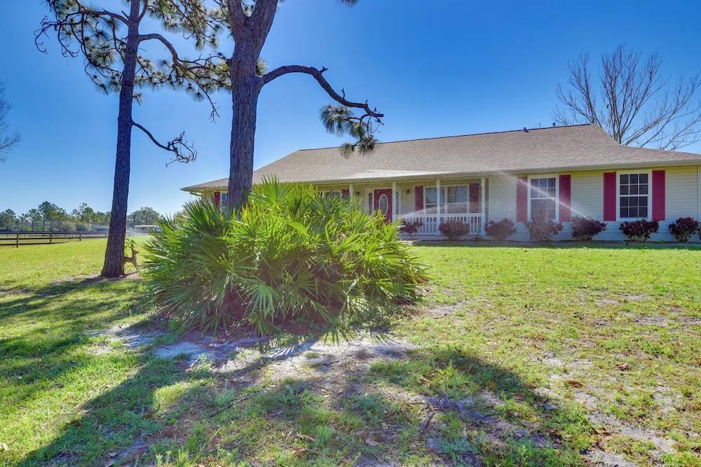 Private Estate on 10 Acres w/ Pool in Bradenton view 5