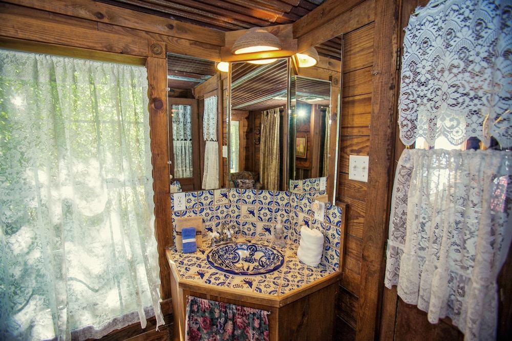 7F Lodge