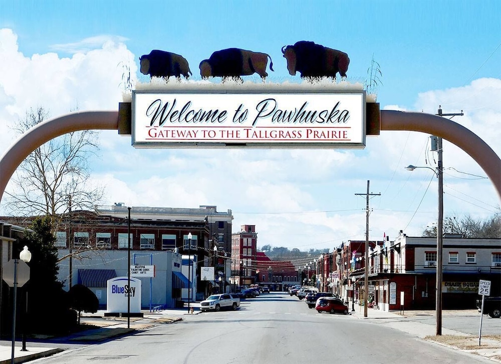 Historic Whiting Hotel Suites - Property Image 93