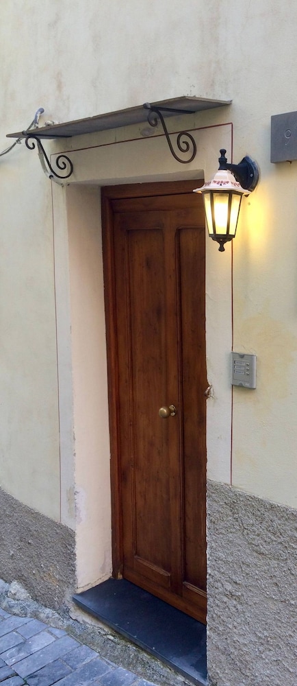 Panoramic Townhouse Casa del Borgo