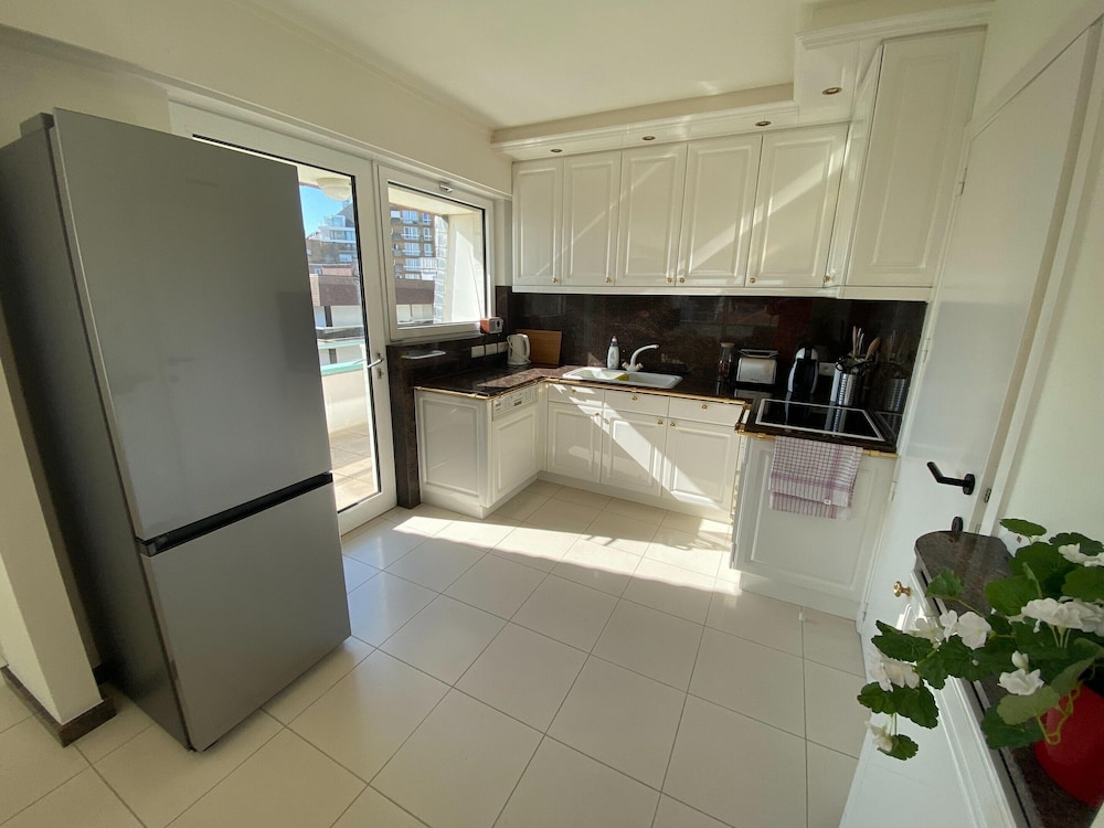 Apartment in Duinbergen Near the Beach