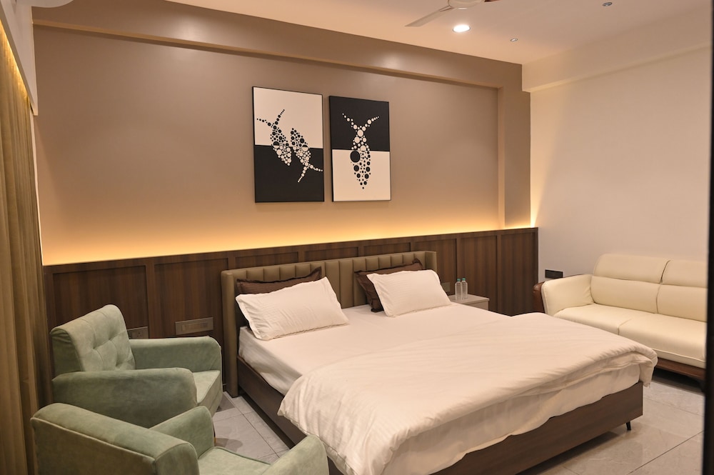 Plumeria Hotel