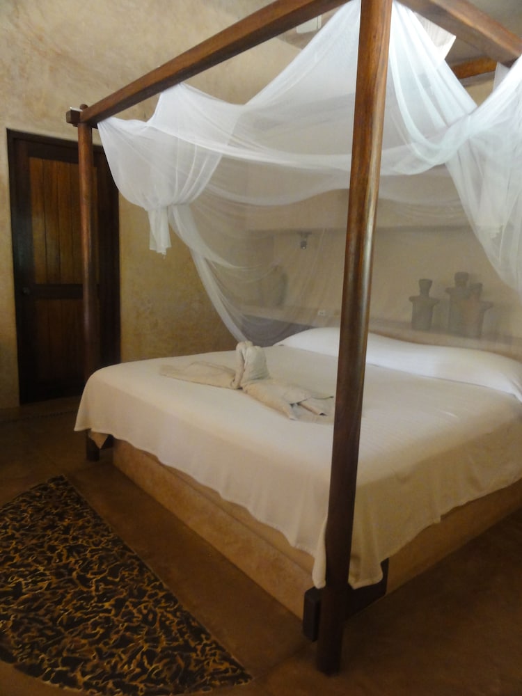 Troncones Point Hostel