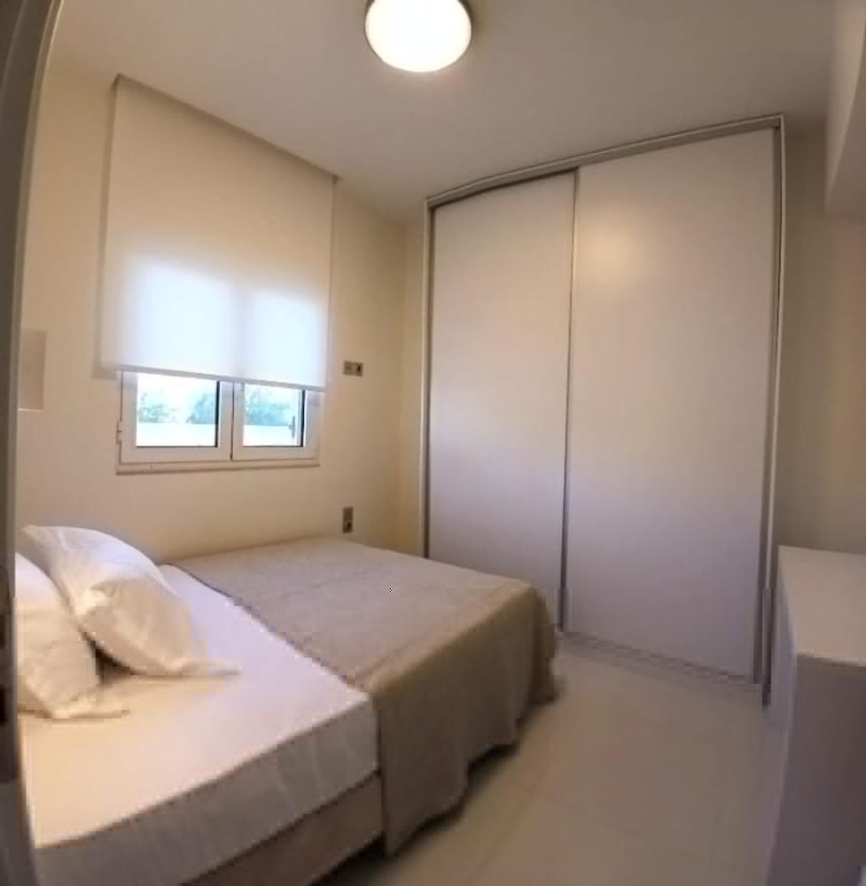 White Dome Apartment I