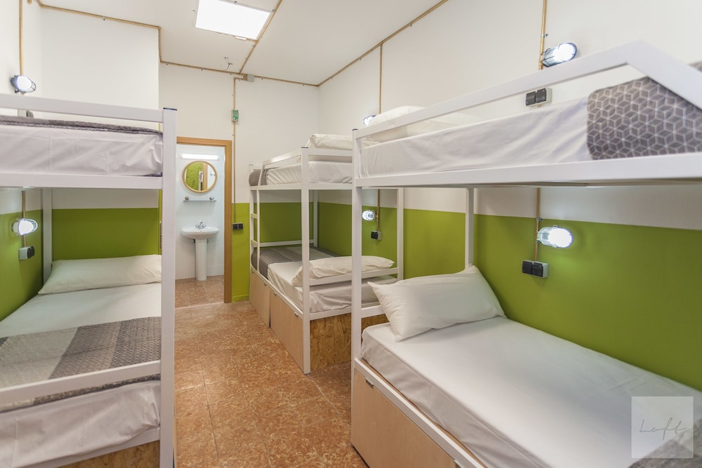 LOFT HOSTAL Group 94