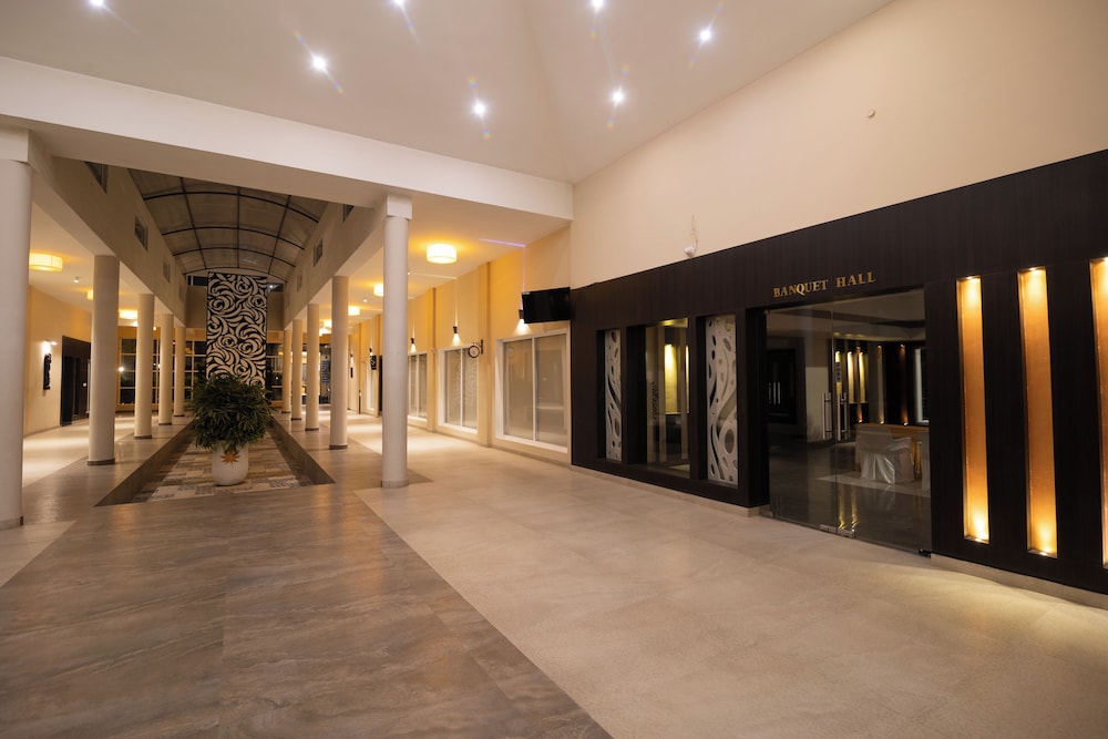 D'WAYFARER INN Resort