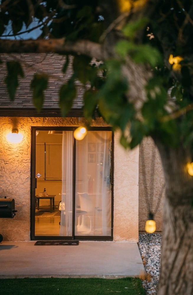 @marbella Lane - Stargazing Desert Oasis