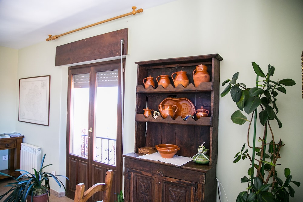 Hotel Restaurante Quintanares - Property Image 69